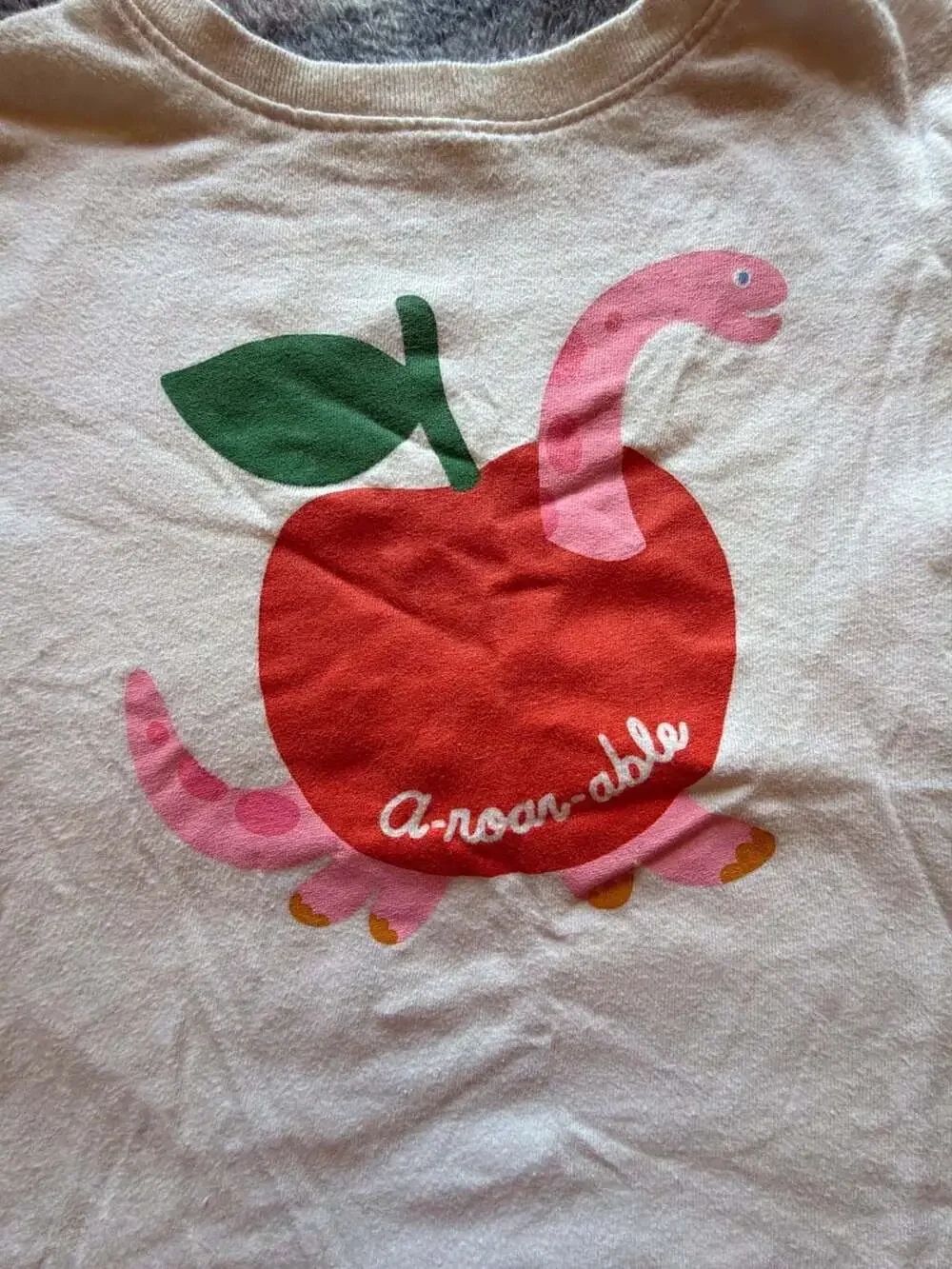 Old Navy Toddler Girls Cream Short-Sleeve Dinosaur Apple A-roar-able Graphic T-S
